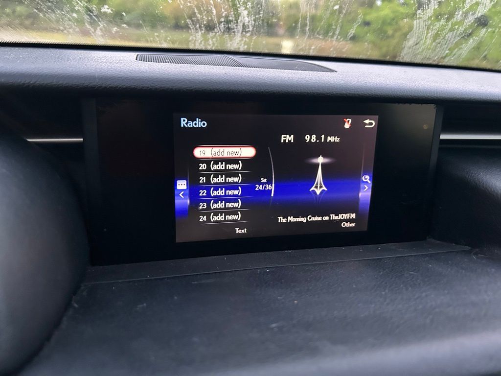 Thumbnail: 2014 Lexus IS - 23