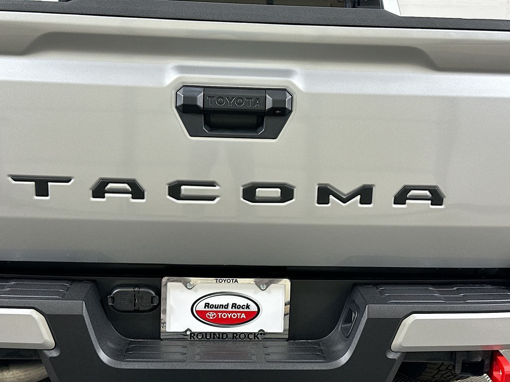 2024 Toyota Tacoma TRD Off-Road 22