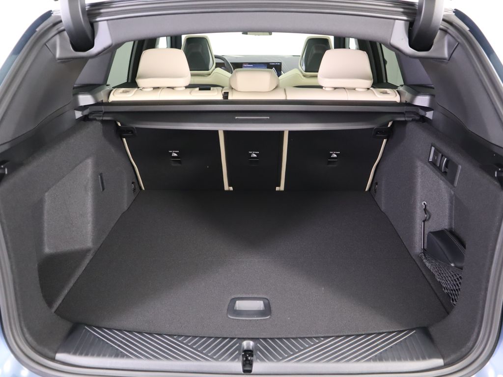 Thumbnail: 2026 BMW X3 - 29