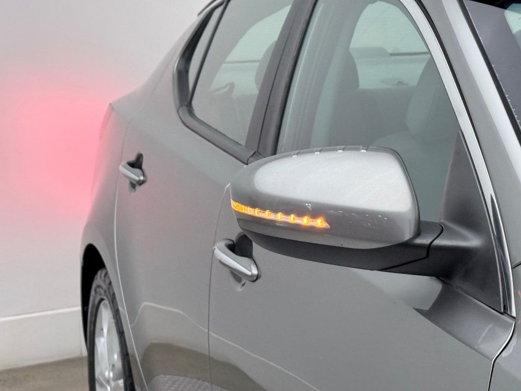 Thumbnail: 2013 Kia Optima - 2