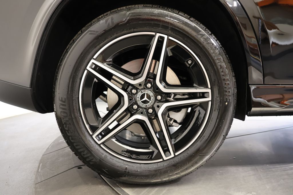 Thumbnail: 2026 Mercedes-Benz GLE - 13