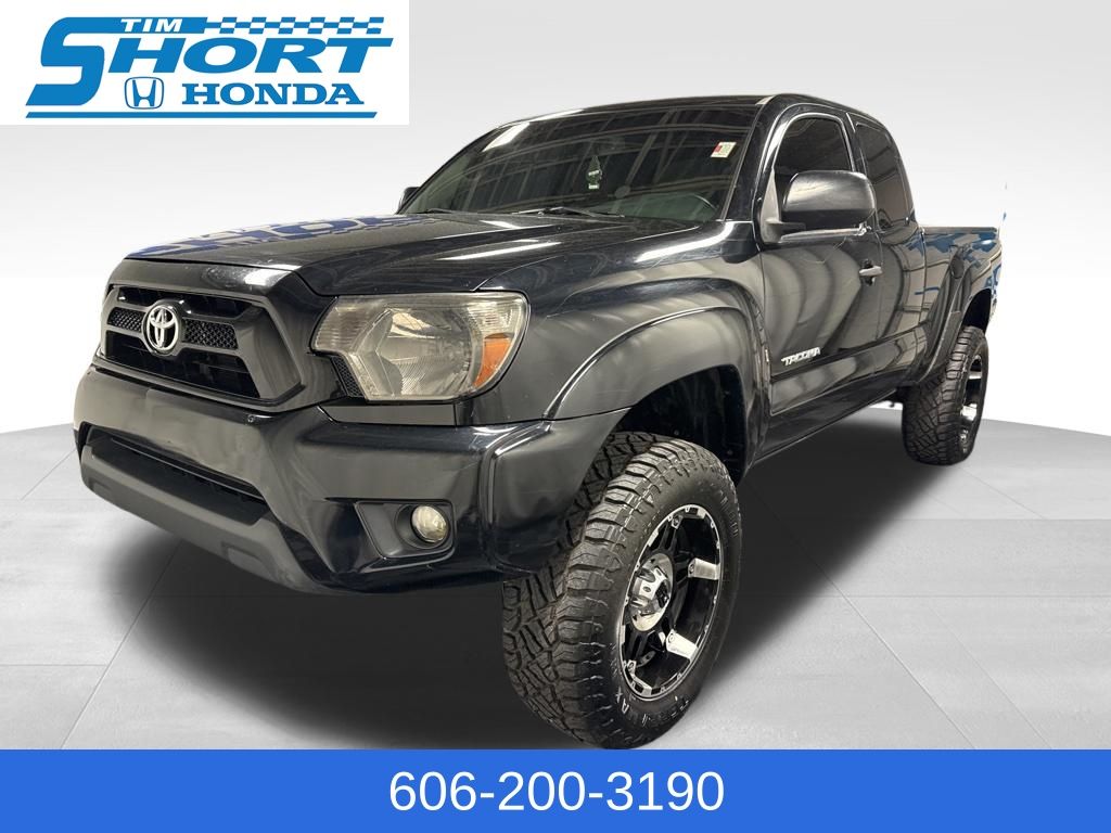 Black 2012 Toyota Tacoma Access Cab V6 4WD Pickup Truck Four-Wheel Drive 6-Speed Manual Overdrive