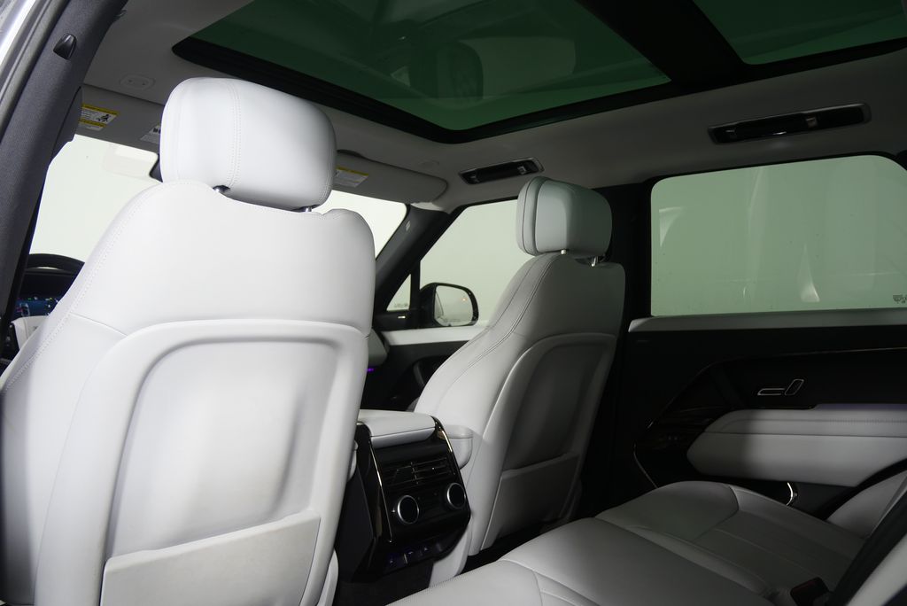 Thumbnail: 2023 Land Rover Range Rover Sport - 20