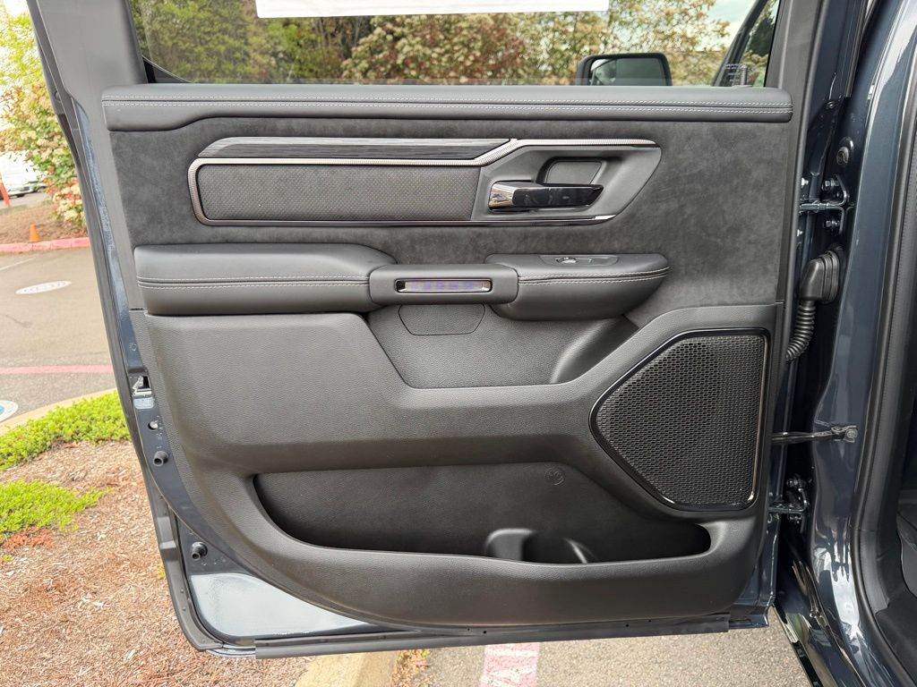 2026 RAM 1500 RHO - Photo 32