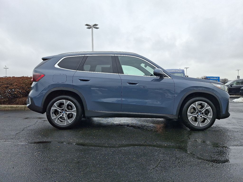 Thumbnail: 2023 BMW X1 - 7