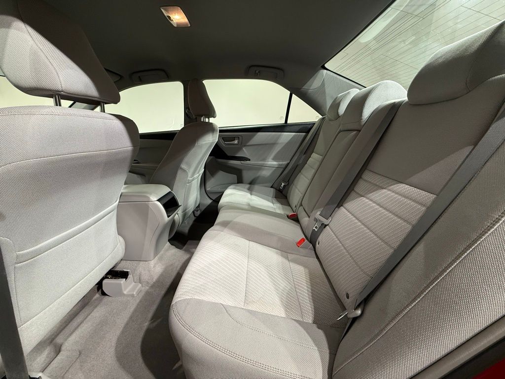 Thumbnail: 2015 Toyota Camry - 17