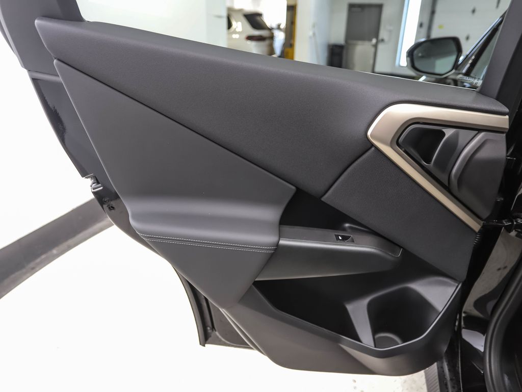 Thumbnail: 2025 BMW X3 - 21