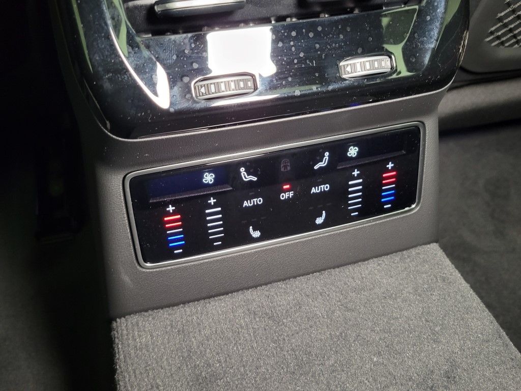 Thumbnail: 2026 Audi A6 - 19