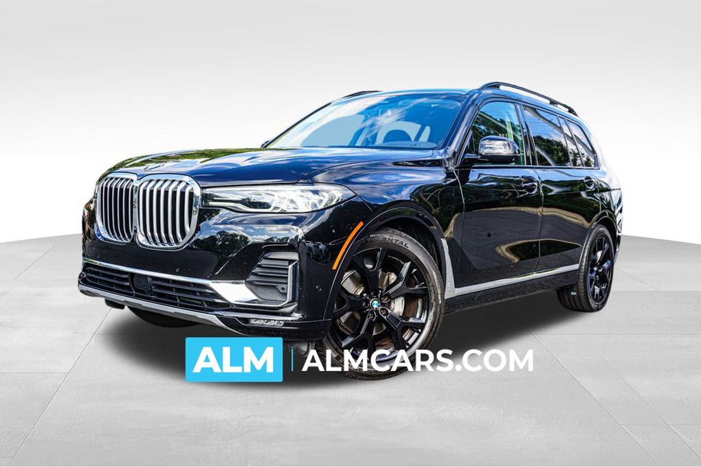 2022 BMW X7 xDrive40i's photo