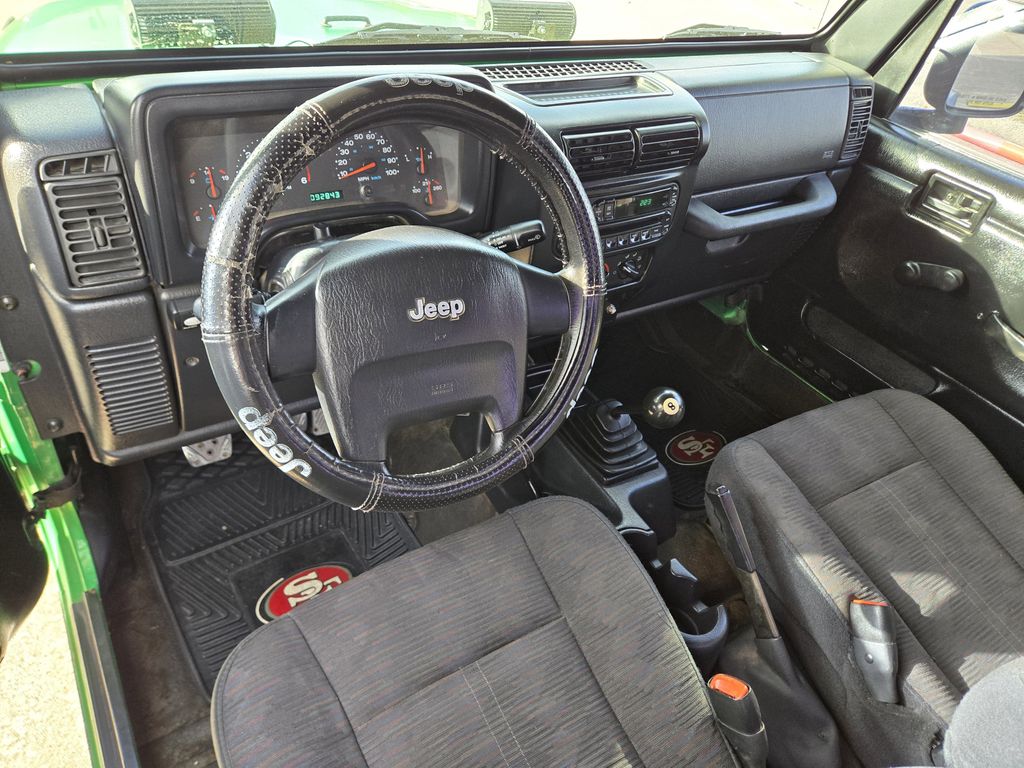 2004 Jeep Wrangler X - 10