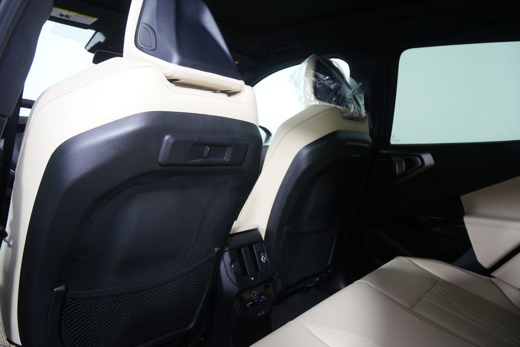 Thumbnail: 2026 BMW X3 - 16