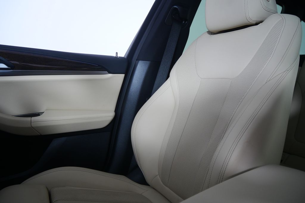 Thumbnail: 2023 BMW X3 - 25