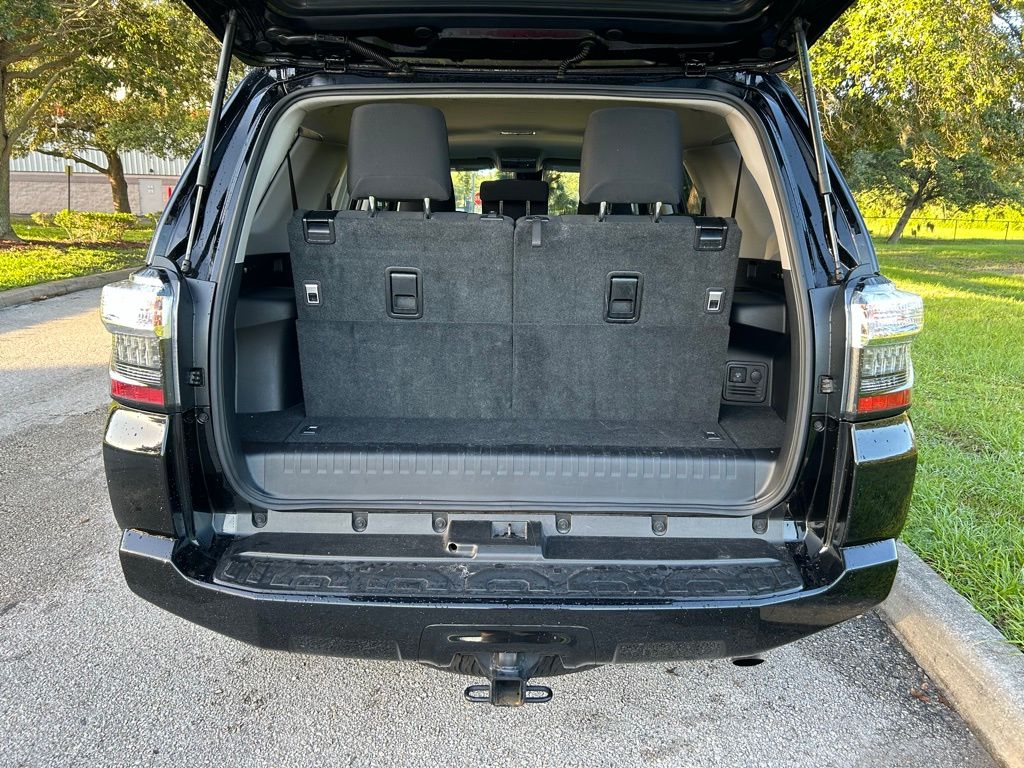 Thumbnail: 2023 Toyota 4Runner - 10