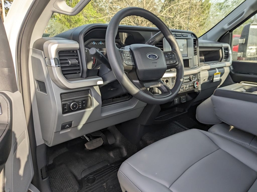 2024 Ford F-250 Super Duty XL