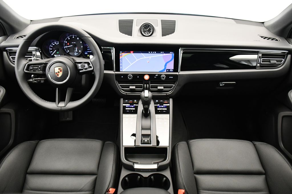 Thumbnail: 2026 Porsche Macan - 24