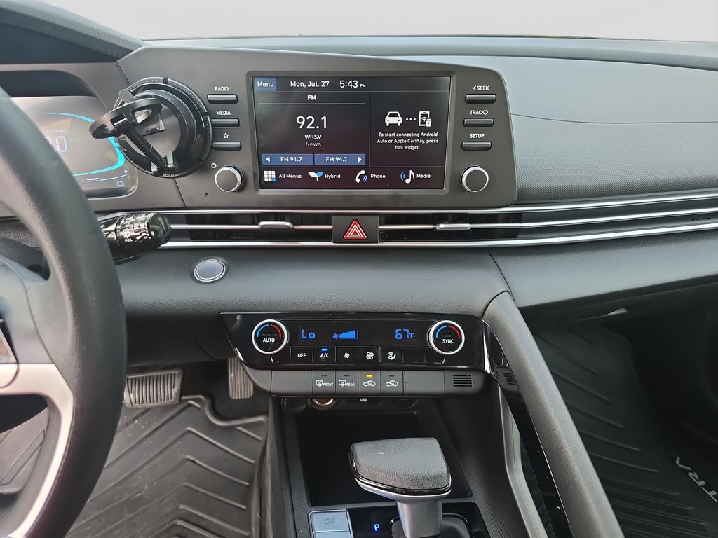 Used 2026 Hyundai Elantra Hybrid Sedan