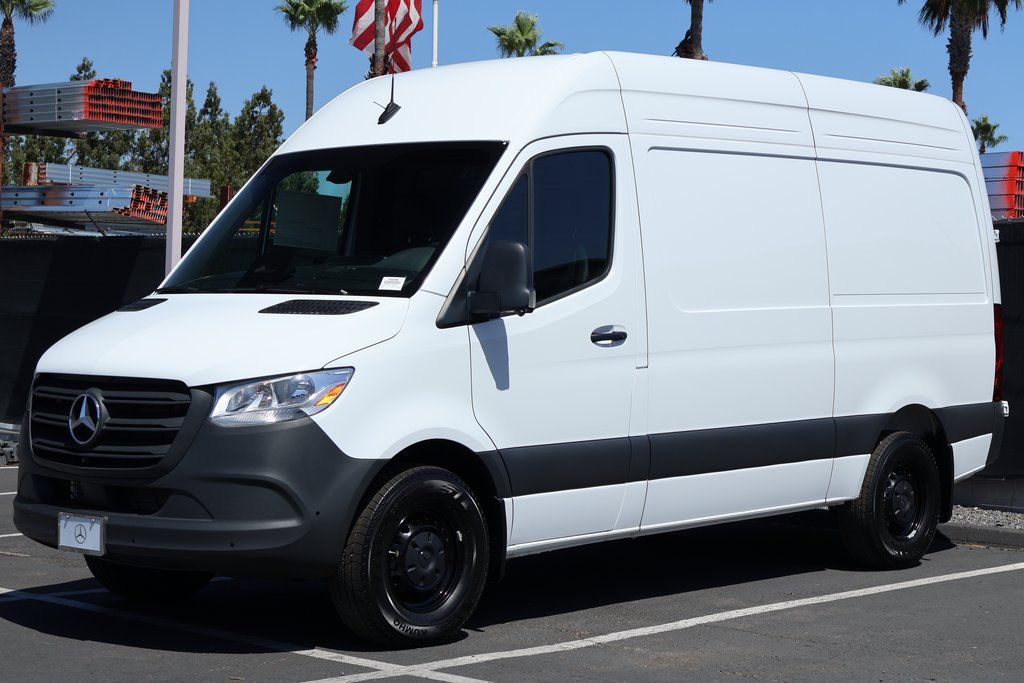 Thumbnail: 2026 Mercedes-Benz Sprinter - 1