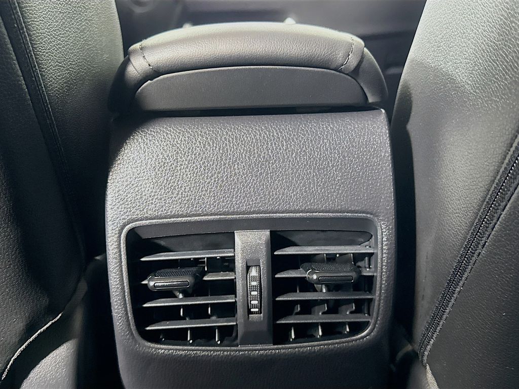 Used Car 2024 Toyota Corolla Cross  Xle For Sale Under $30,000 In Austin, Texas