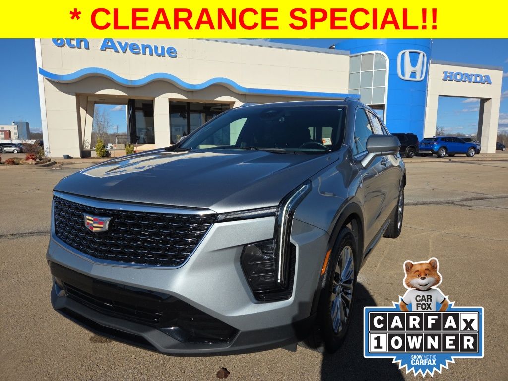 Argent Silver Metallic 2025 Cadillac XT4 Premium Luxury FWD SUV / Crossover Front-Wheel Drive 9-Speed Automatic