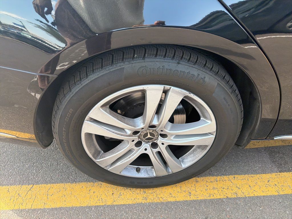 Thumbnail: 2019 Mercedes-Benz S-Class - 12