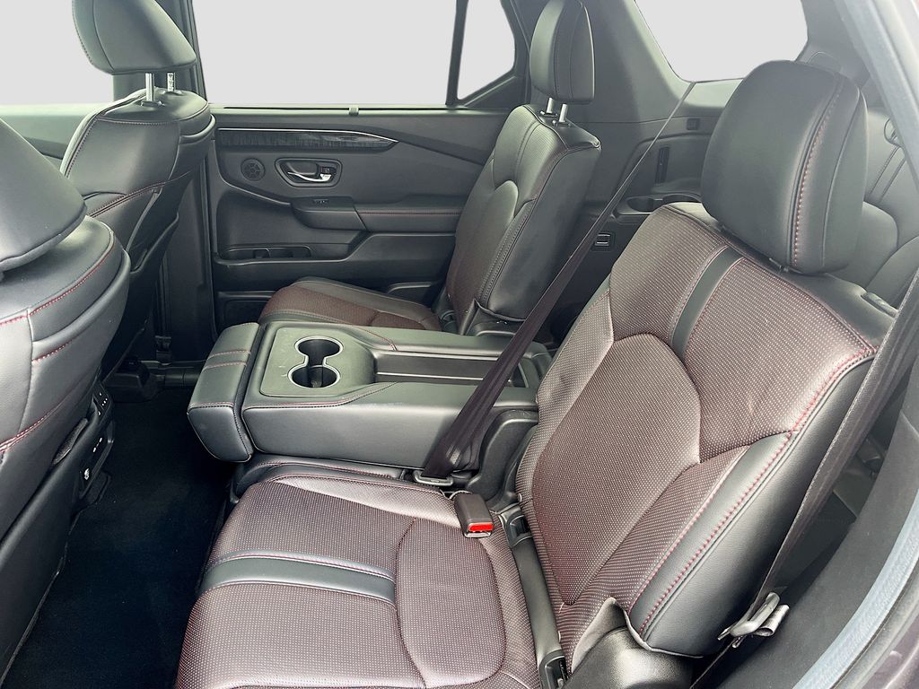 Used 2025 Gray Honda Black Edition image 26