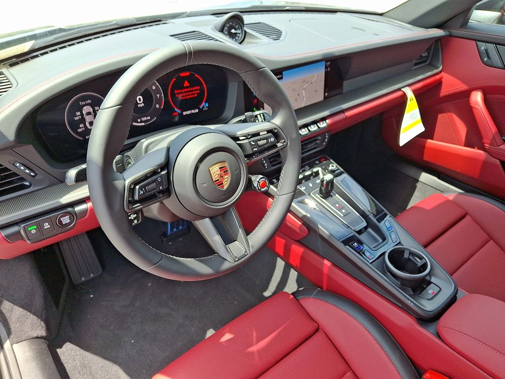 Thumbnail: 2025 Porsche 911 - 4