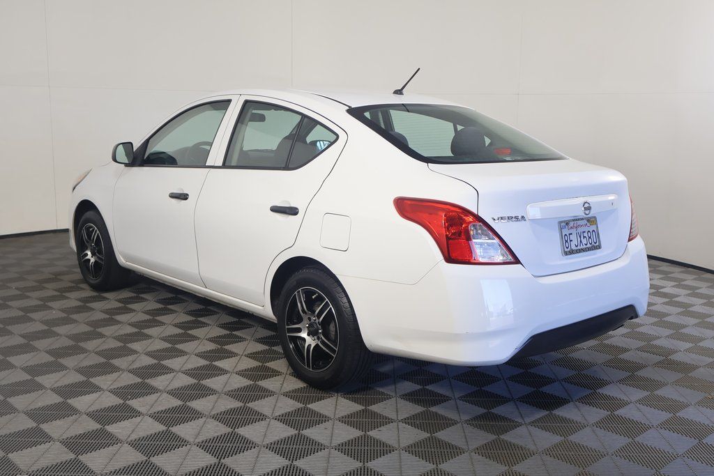 Thumbnail: 2015 Nissan Versa - 6