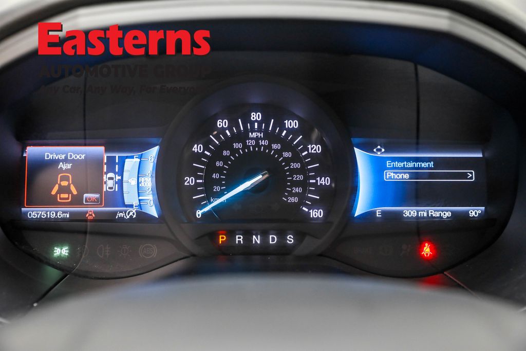 Used 2024 Silver Ford SEL image 18