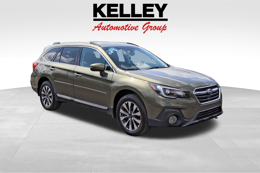 Wilderness Green Metallic 2018 Subaru Outback Wagon All-Wheel Drive Continuously Variable Transmission