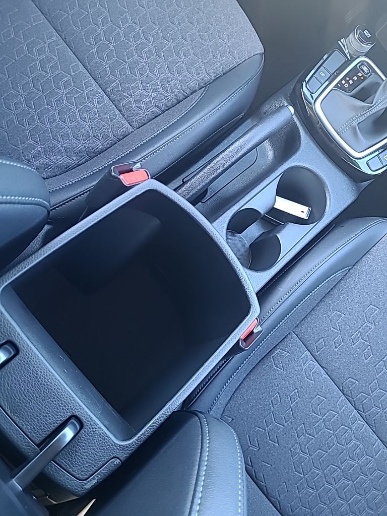 used 2025 Kia Seltos car, priced at $22,851