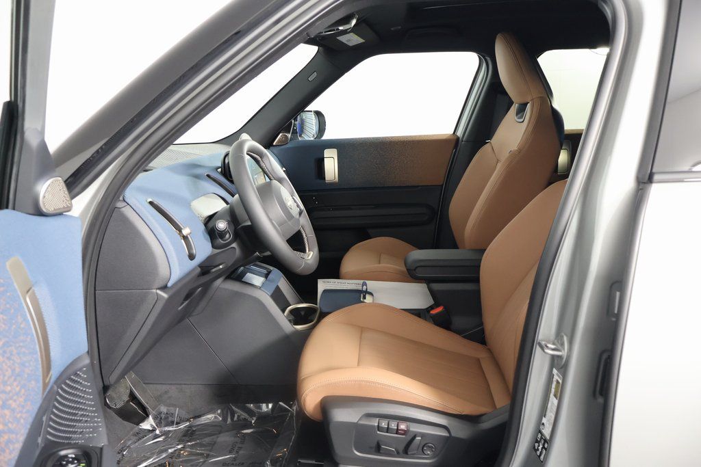 Thumbnail: 2027 MINI Cooper Countryman - 5