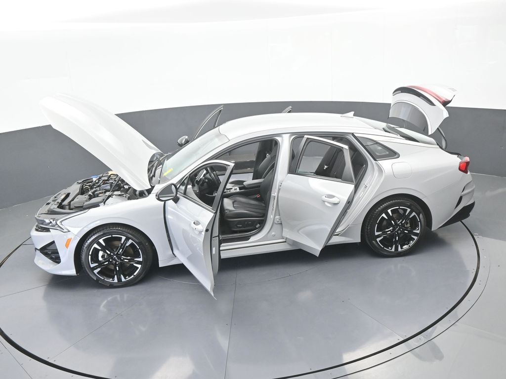 Used 2023 Wolf Gray Kia GT-Line image 62