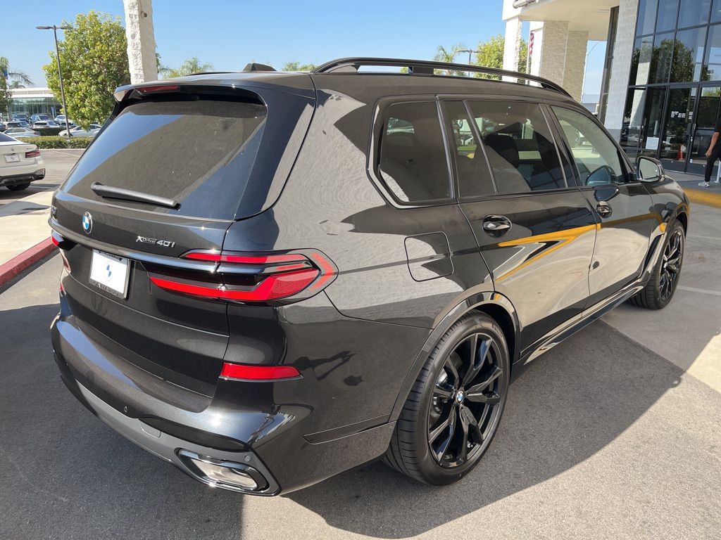 2025 BMW X7 xDrive40i 4