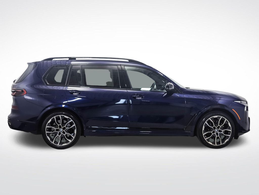 Thumbnail: 2024 BMW X7 - 6