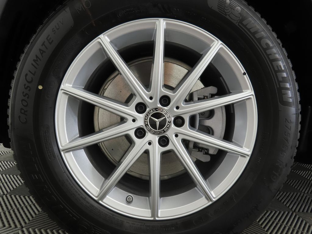 Thumbnail: 2026 Mercedes-Benz GLE - 30