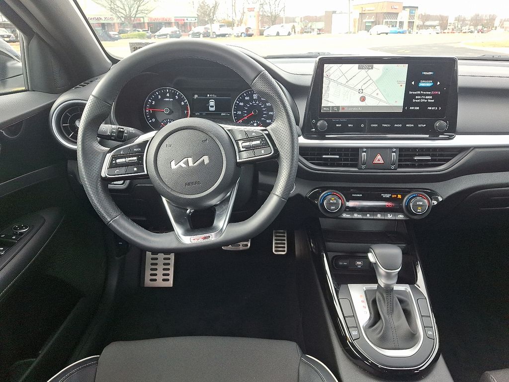 Thumbnail: 2023 Kia Forte - 11