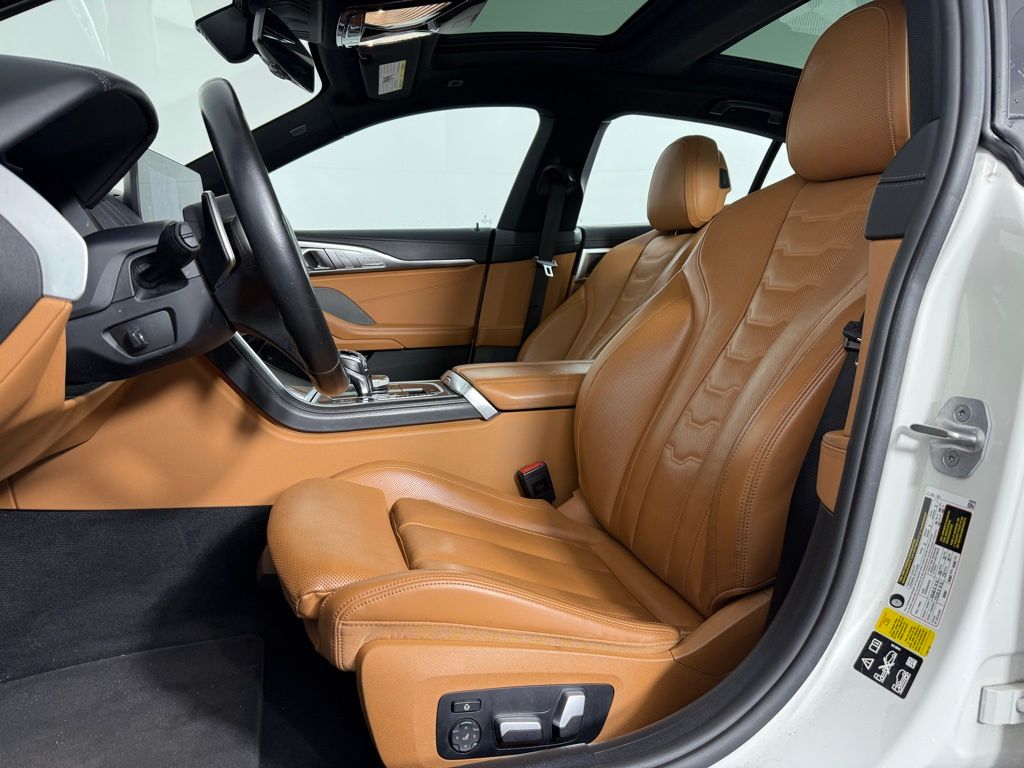 2023 BMW 8 Series  11