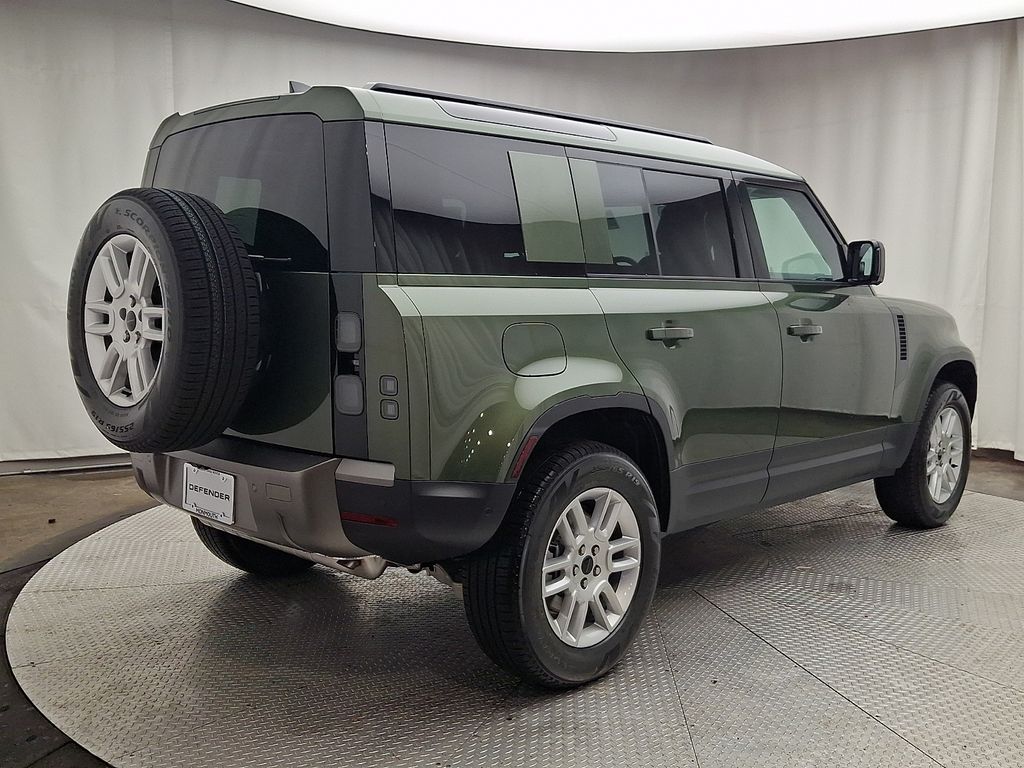 Thumbnail: 2026 Land Rover Defender - 3
