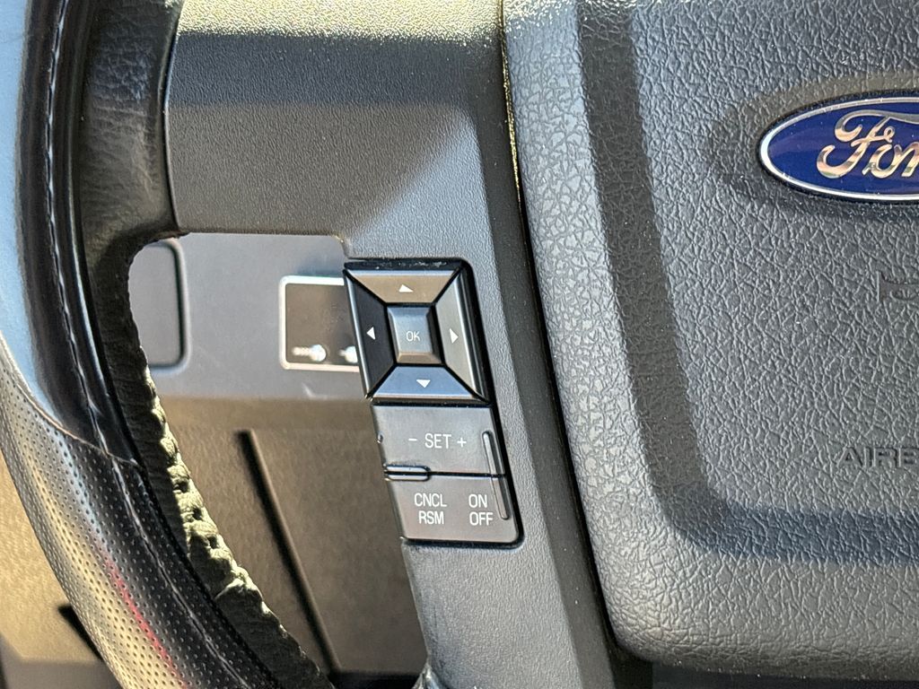 Used 2012 Gray Ford XLT image 19