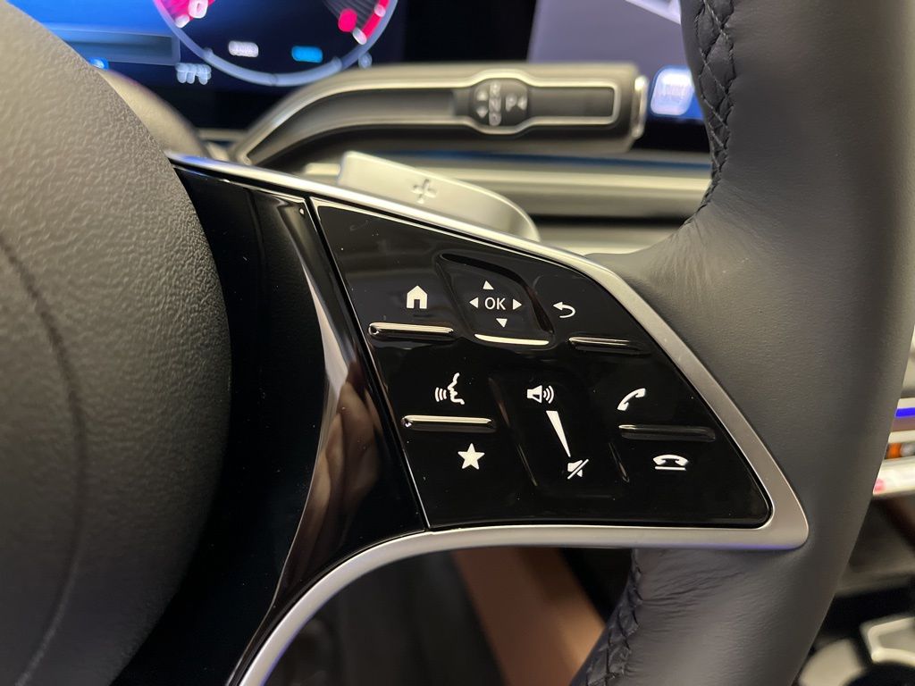 Thumbnail: 2026 Mercedes-Benz GLE - 15