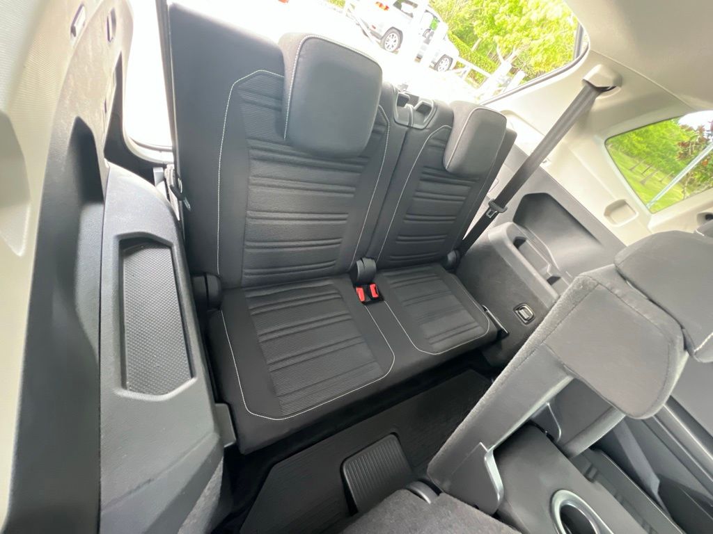 Used 2022 White Volkswagen 2.0T S image 19