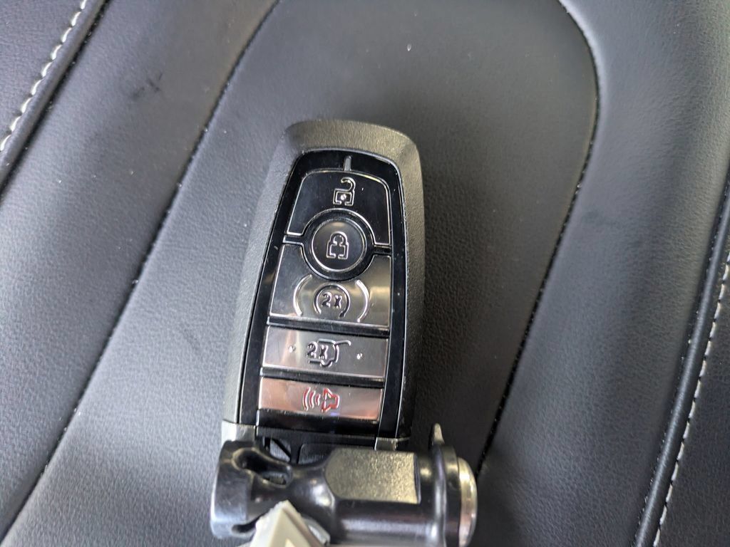 2025 Ford Expedition Platinum MAX