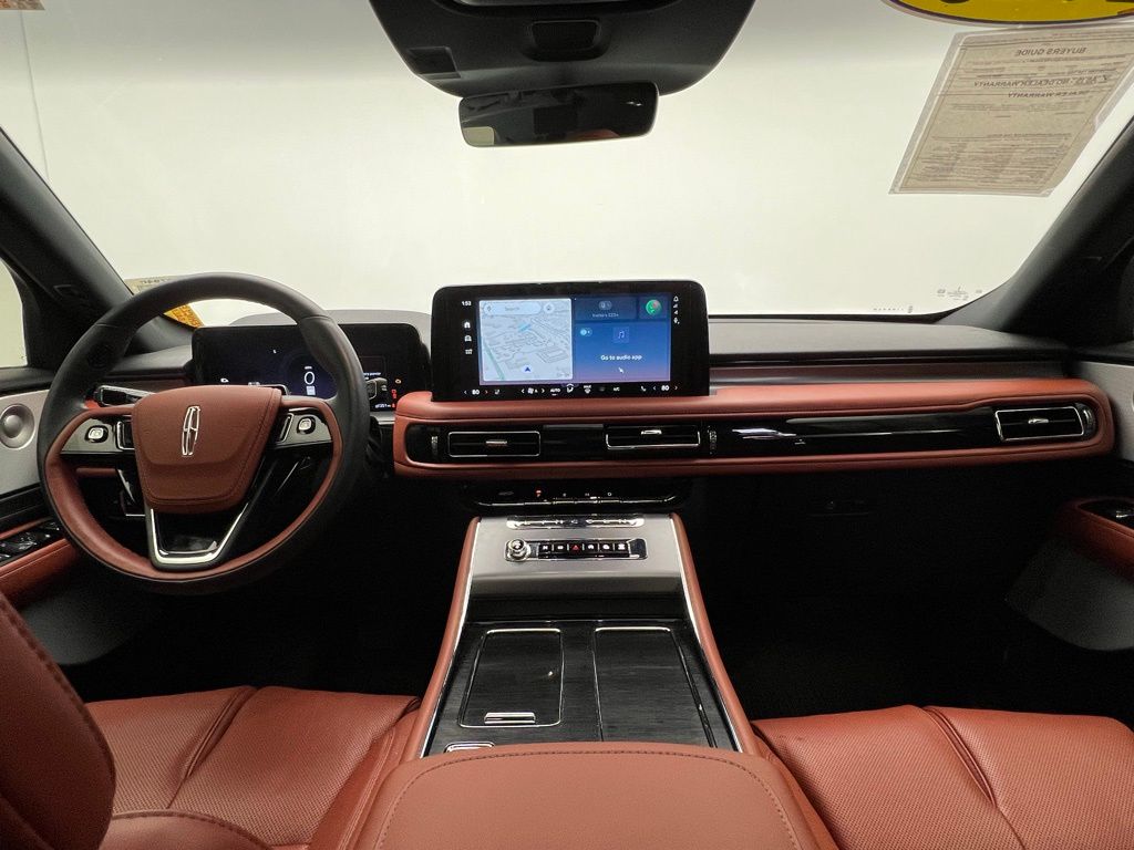 Thumbnail: 2025 Lincoln Aviator - 12