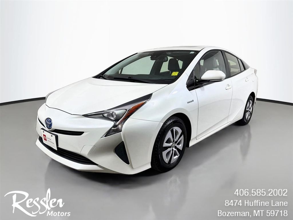 2016 Toyota Prius Four FWD