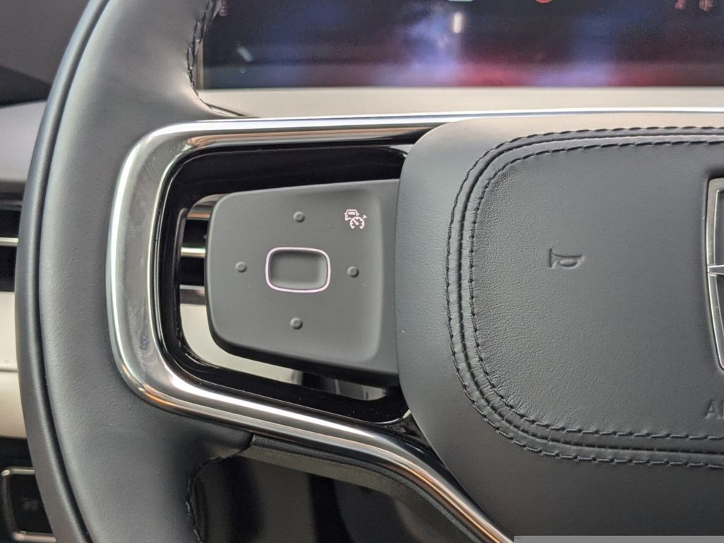 2025 Lincoln Nautilus Hybrid Reserve