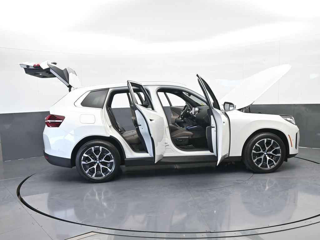 Used 2025 Mineral White Metallic BMW 30 xDrive image 77