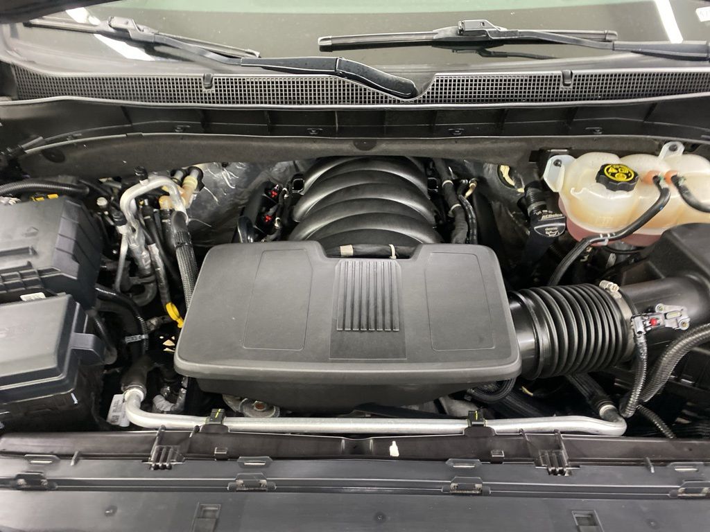 2023 Chevrolet Suburban Premier photo