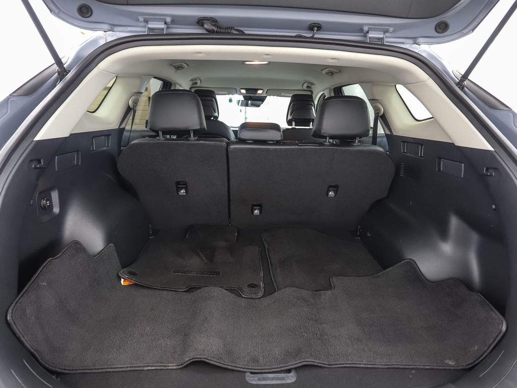 Thumbnail: 2023 Kia Sportage - 24