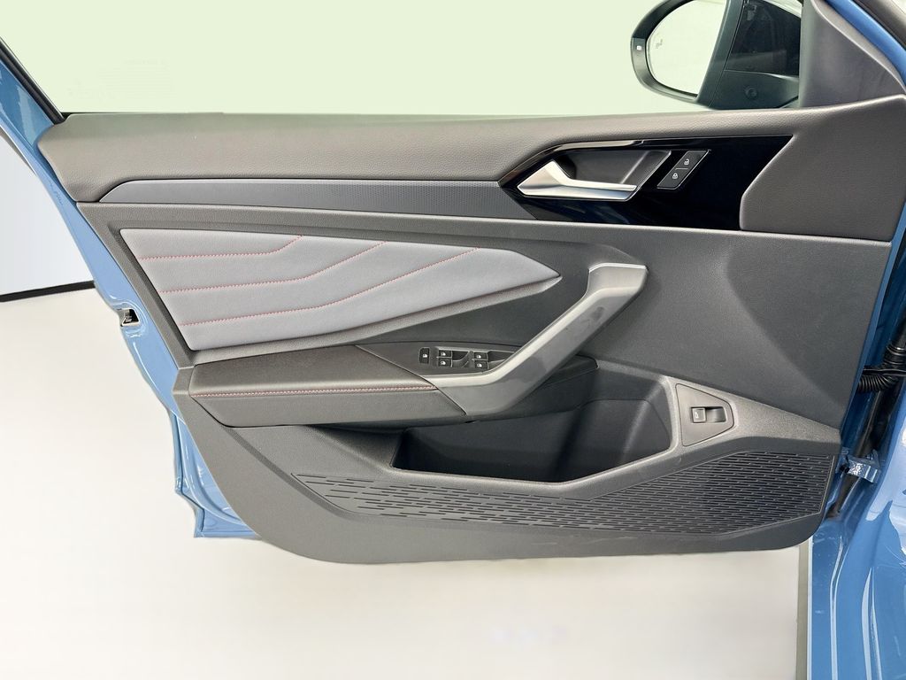 Thumbnail: 2026 Volkswagen Jetta - 22