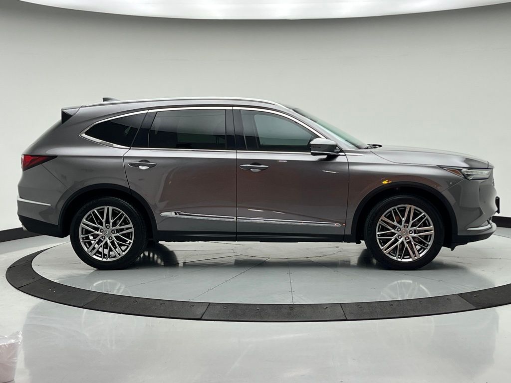 Thumbnail: 2022 Acura MDX - 4